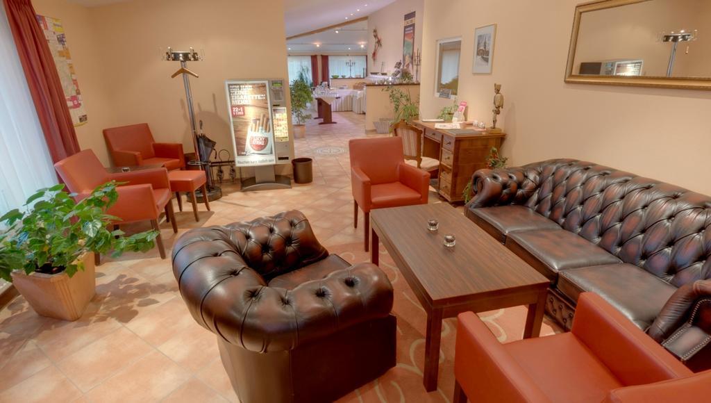 Hotel Garni Stadt Friedberg Friedberg  Exteriör bild